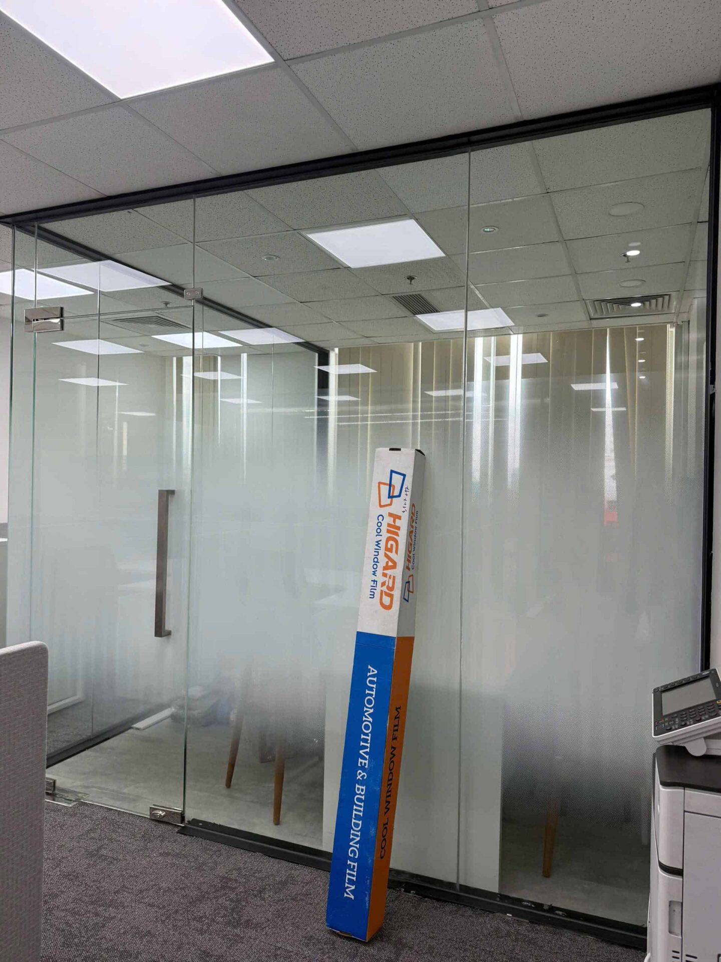 Phim Chuyển Sắc 3D trang trí vách kính