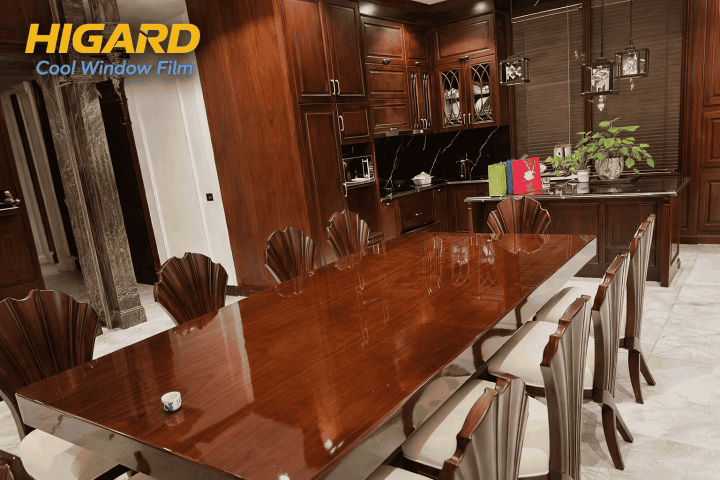 Dán ppf mặt bàn gỗ Higard