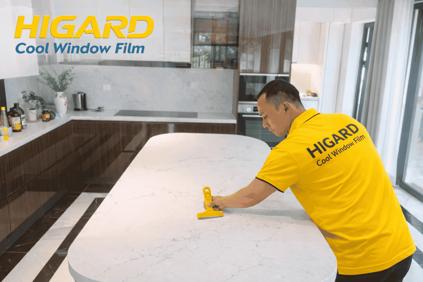 Dán ppf mặt bàn gỗ Higard