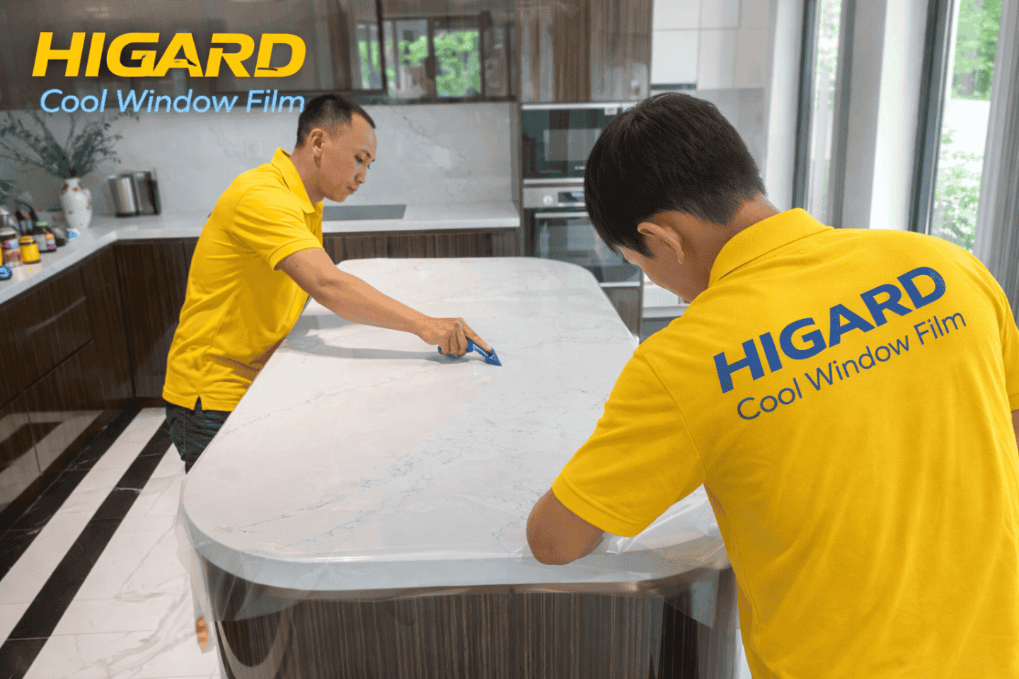 Dán ppf mặt bàn gỗ Higard