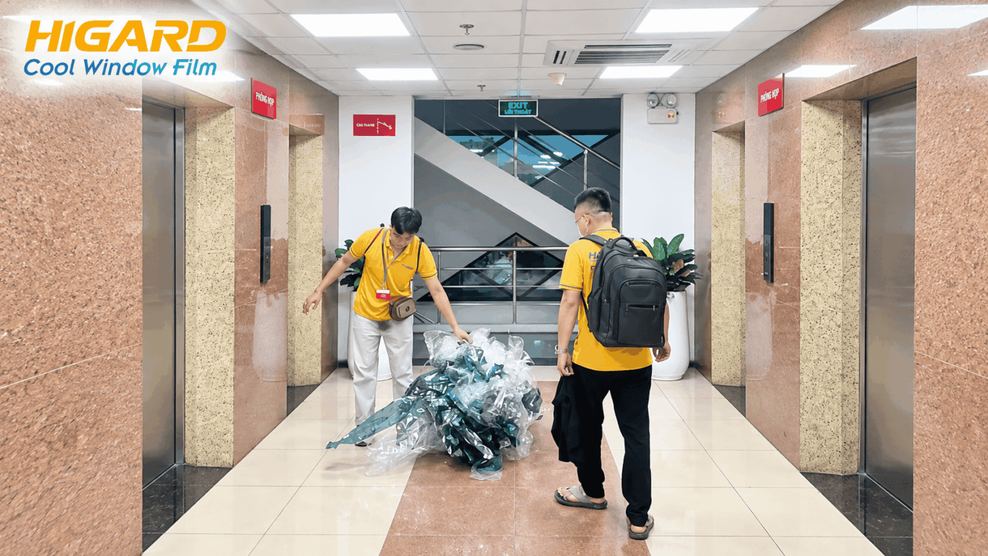 Gạt dán phim kính văn phòng chuyên dụng