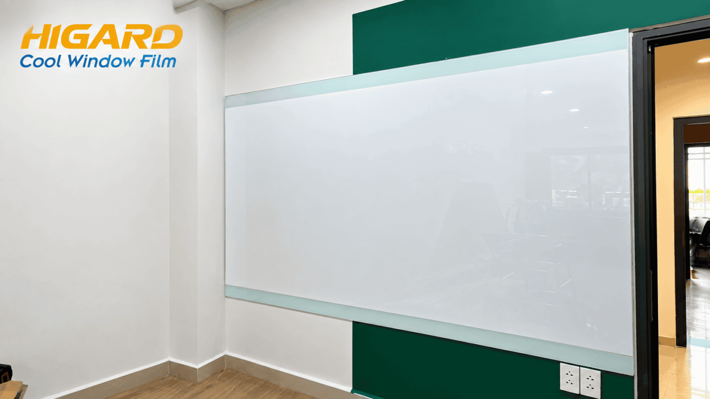 Decal Viết Bảng Trắng – Giải Pháp Viết Xóa Tiện Lợi Cho Tường Và Kính 6 iá decal viết bảng trắng văn phòng phụ thuộc diện tích, bề mặt dán và chi phí thi công