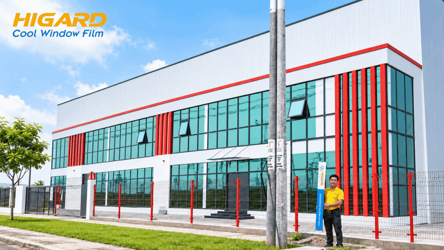 Dán phim cách nhiệt nhà xưởng Higard độ xuyên sáng 18 phần trăm