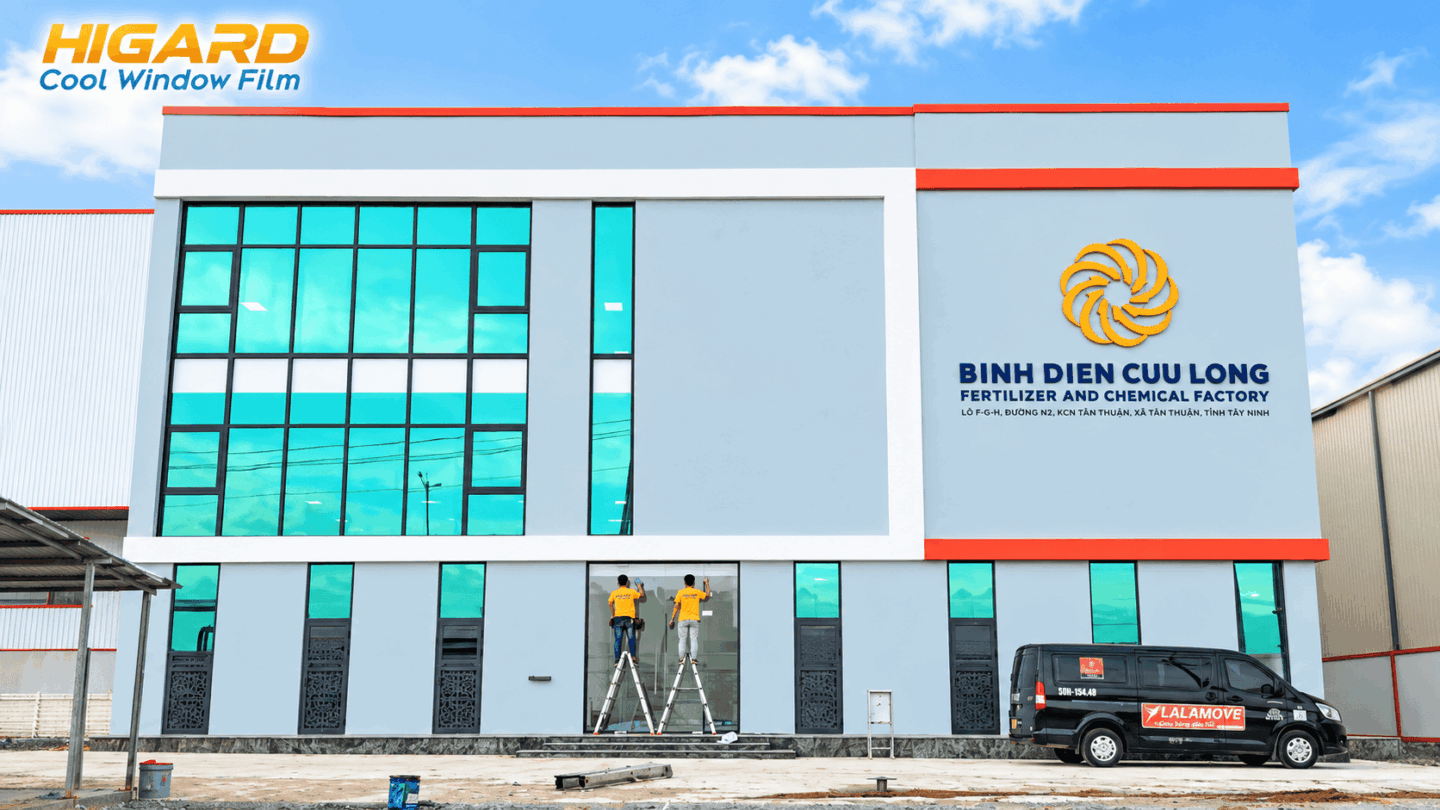 Dán phim cách nhiệt nhà xưởng Higard cản tia UV 99 phần trăm