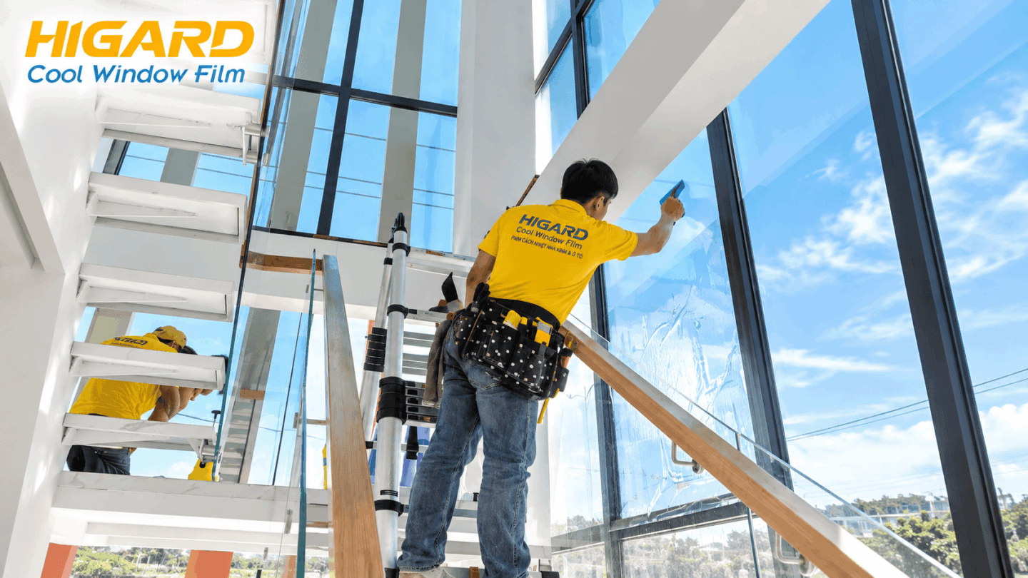 Dán phim cách nhiệt nhà xưởng Higard màu xanh lá phản quang tại Bình Điền Cửu Long