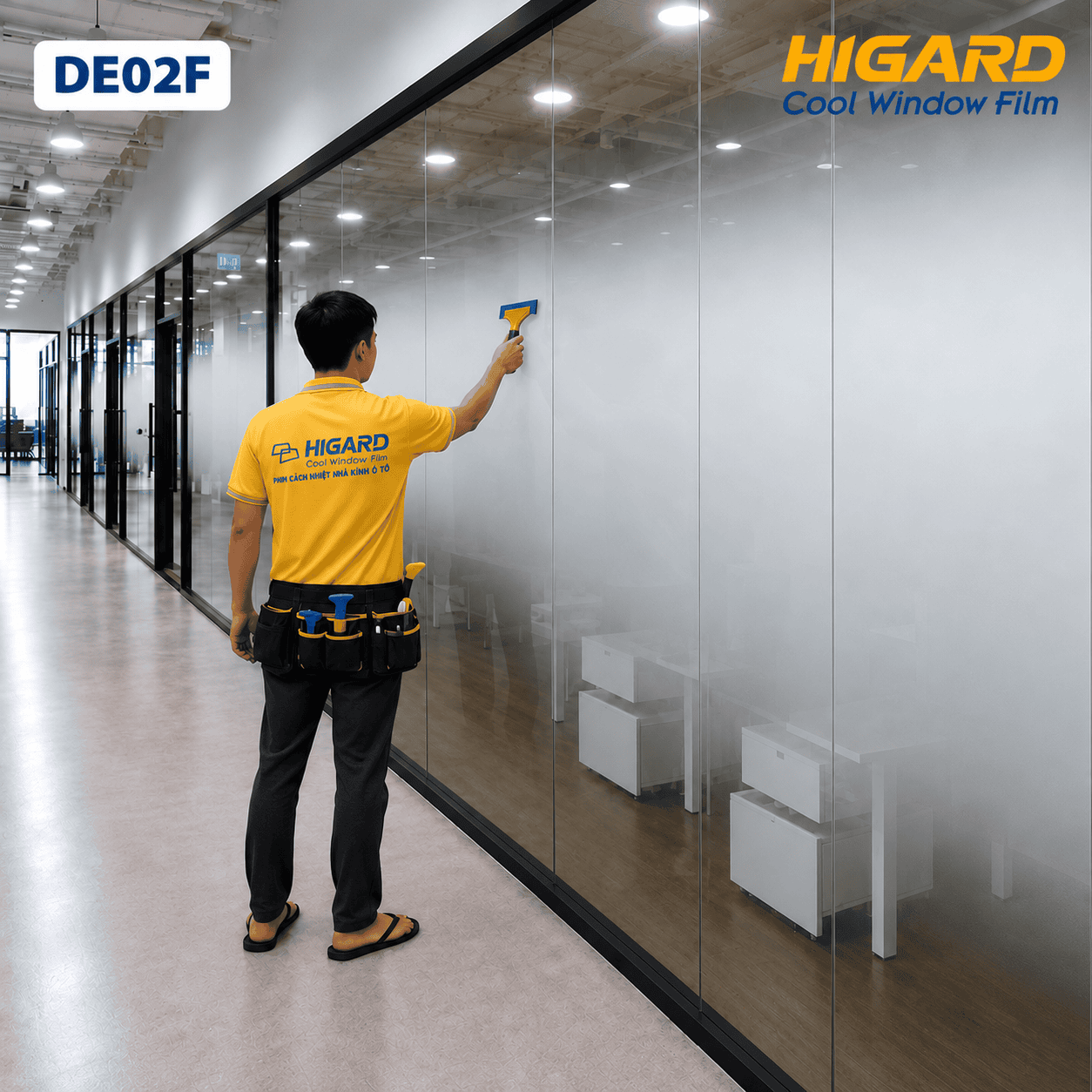 Phim Dán Kính Chuyển Sắc Gradient Chấm Bi 2 Đầu DE02F - Sang Trọng, Tinh Tế Cho Vách Kính 8 Phim dán kính Gradient DE02F Higard làm đẹp cửa kính và tạo điểm nhấn nội thất