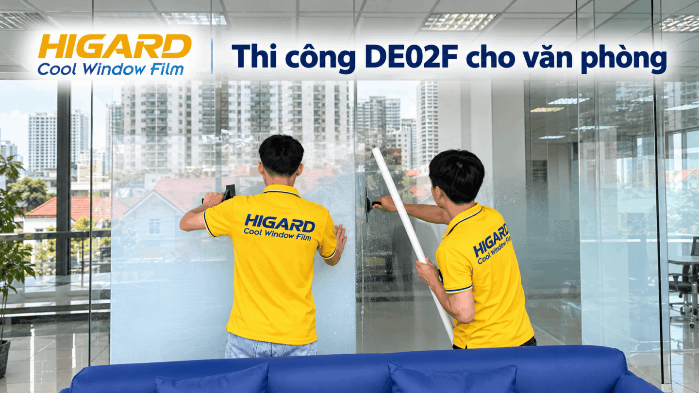 Thi công phim dán kính chuyển sắc gradient chấm bi 2 đầu DE02F cho vách kính văn phòng